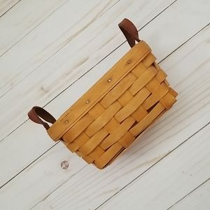 Vintage‎ Longaberger basket handwoven